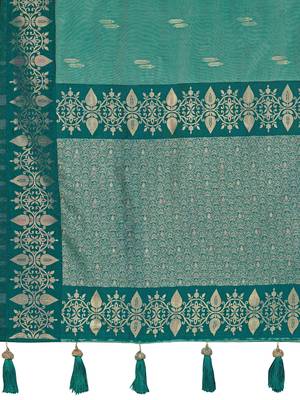Women sea green silk blend banarasi jacquard woven saree with blouse 5
