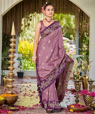 Women dusty mauve silk blend banarasi jacquard woven saree with blouse 1