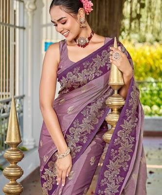 Women dusty mauve silk blend banarasi jacquard woven saree with blouse 3