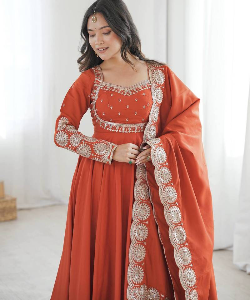 Roman silk blend embroidered gown set with chanderi dupatta
