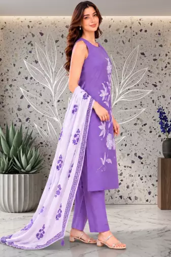 Lavendar embroidered sleeveless kurti set with trousers and white contrast dupatta