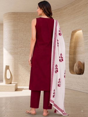 Red embroidered sleeveless kurti set with trousers and white contrast dupatta 3