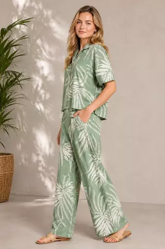 Women green  printed co-ord set
