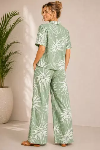 Women green  printed co-ord set