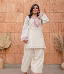 Women off white & pink floral embroidered farshi salwar suit set