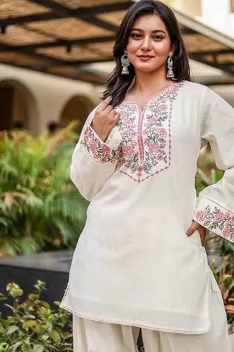 Women off white & pink floral embroidered farshi salwar suit set