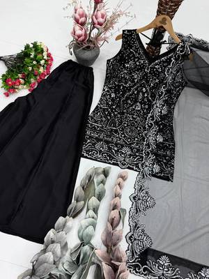 Black Color Embroidery And Sequance Work Georgete Salwar Suit 4