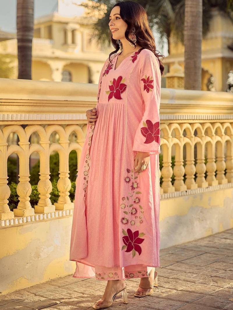Women Floral Embroidered Pleated Thread Work Pure Cotton Kurta with Trousers & With Dupatta