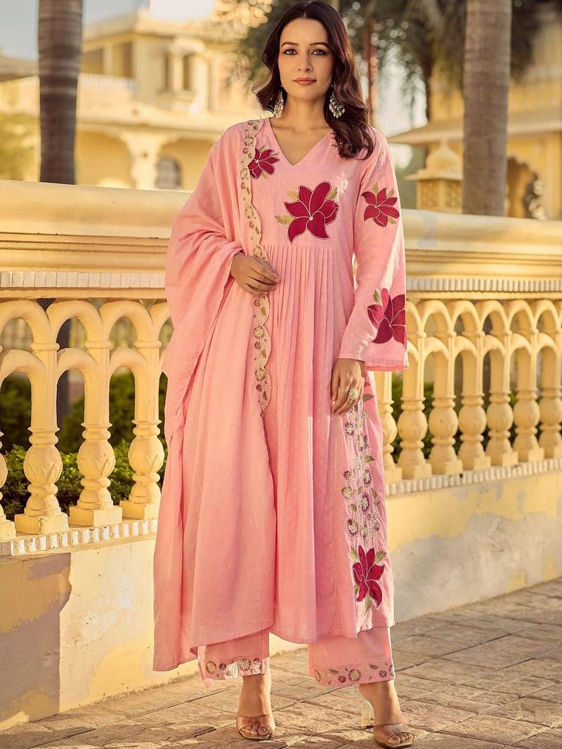 Women Floral Embroidered Pleated Thread Work Pure Cotton Kurta with Trousers & With Dupatta