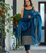 Women Ethnic Motifs Printed Regular Mirror Work Kurta with Trousers & With Dupatta