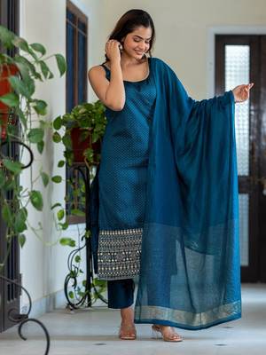 Women Ethnic Motifs Printed Regular Mirror Work Kurta with Trousers & With Dupatta 5