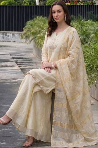 Women Ethnic Motifs Embroidered Regular Thread Work Silk Chiffon Kurta with Palazzos & With Dupatta