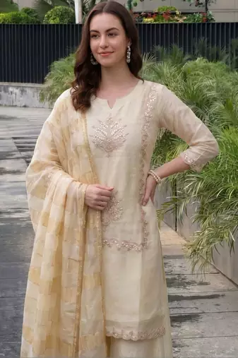 Women Ethnic Motifs Embroidered Regular Thread Work Silk Chiffon Kurta with Palazzos & With Dupatta