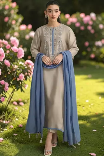 Women Ethnic Motifs Embroidered Regular Mirror Work Chanderi Silk Kurta with Trousers & With Dupatta