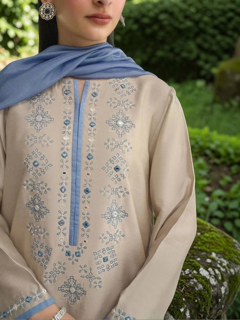 Women Ethnic Motifs Embroidered Regular Mirror Work Chanderi Silk Kurta with Trousers & With Dupatta