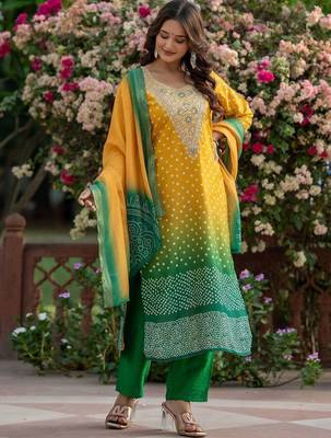 Women Ombre Dyed Regular Kurta with Trousers & With Dupatta 3