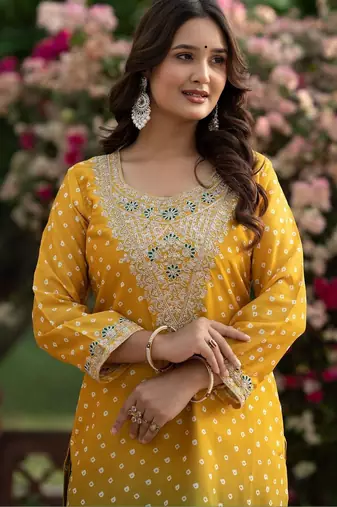 Women Ombre Dyed Regular Kurta with Trousers & With Dupatta
