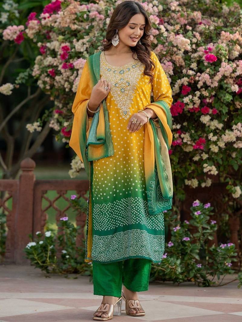 Women Ombre Dyed Regular Kurta with Trousers & With Dupatta