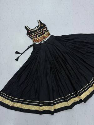 Black pure cotton mirror work kids chaniya choli for navratri & garba 4