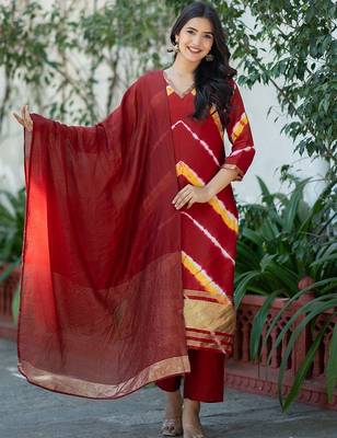 Women Leheriya Dyed Regular Pure Silk Kurta with Trousers & With Dupatta 1