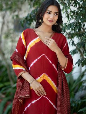 Women Leheriya Dyed Regular Pure Silk Kurta with Trousers & With Dupatta 7