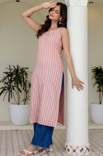 Women Striped Jacquard Kurta