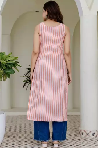 Women Striped Jacquard Kurta