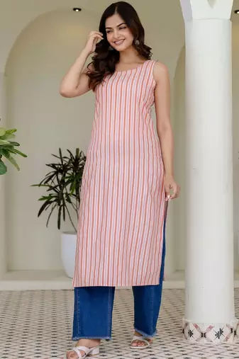 Women Striped Jacquard Kurta