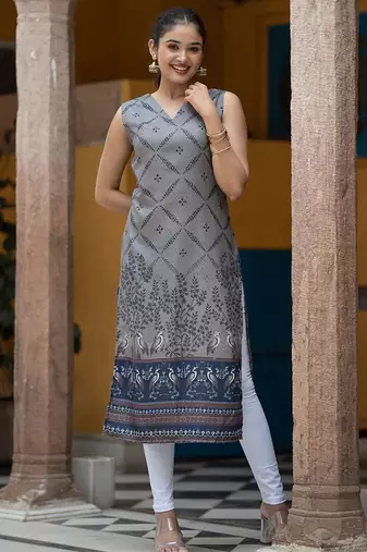 Floral Printed V-Neck Sleeveless Straight Kurta