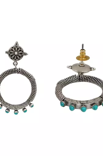 Silver plated aqua blue stones stud earrings