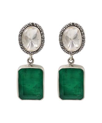 Silver plated emerald green oval drop earrings 1