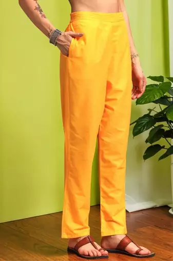 Women Ethnic Motifs Thread Work Pure Cotton Kurta with Trousers & Dupatta
