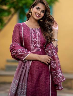 Women Ethnic Motifs Printed Regular Chanderi Silk Kurta with Trousers & With Dupatta 2