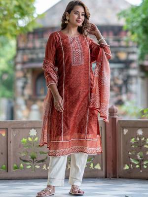 Women Ethnic Motifs Printed Regular Chanderi Silk Kurta with Trousers & With Dupatta 3