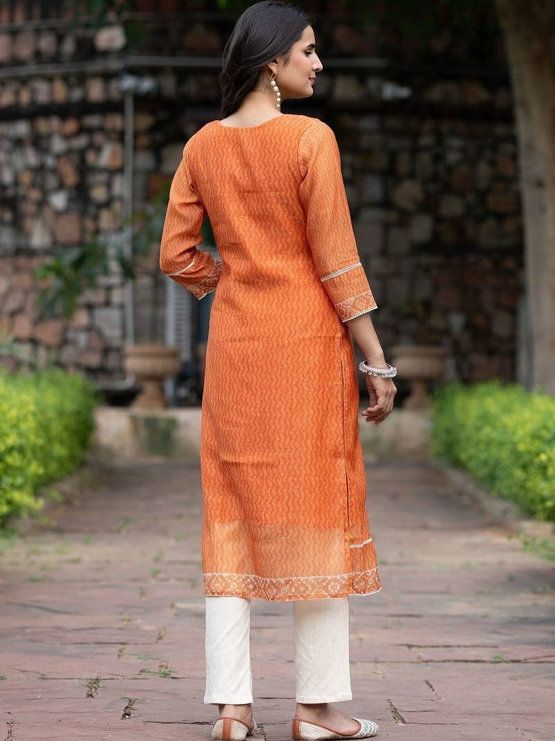 Women Ethnic Motifs Printed Regular Chanderi Silk Kurta with Trousers & With Dupatta