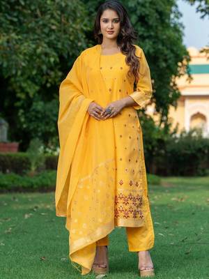 Women Ethnic Motifs Regular Kurta with Trousers & With Dupatta 1
