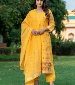 Women Ethnic Motifs Regular Kurta with Trousers & With Dupatta