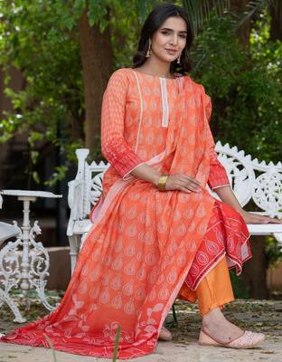 Women Ethnic Motifs Printed Regular Kurta with Trousers & With Dupatta 1