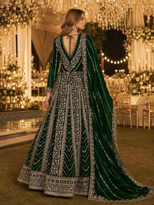 Dark green georgette embroidered semi stitched salwar suit 2