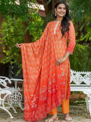 Women Ethnic Motifs Printed Regular Kurta with Trousers & With Dupatta 7