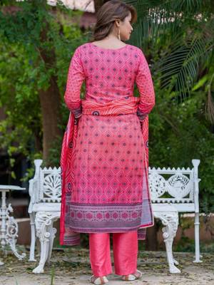 Women Ethnic Motifs Printed Regular Kurta with Trousers & With Dupatta 4