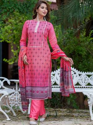Women Ethnic Motifs Printed Regular Kurta with Trousers & With Dupatta 5