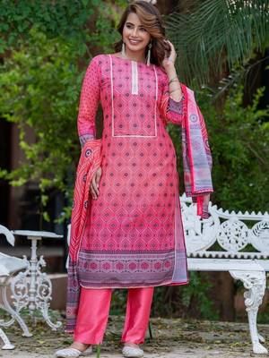 Women Ethnic Motifs Printed Regular Kurta with Trousers & With Dupatta 7