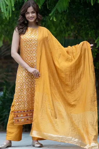 Women Ethnic Motifs Regular Kurta with Trousers & With Dupatta
