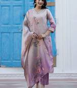 Women Floral Printed Regular Chanderi Silk Kurta with Trousers & With Dupatta