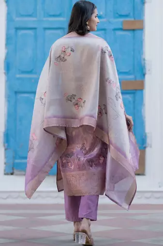 Women Floral Printed Regular Chanderi Silk Kurta with Trousers & With Dupatta