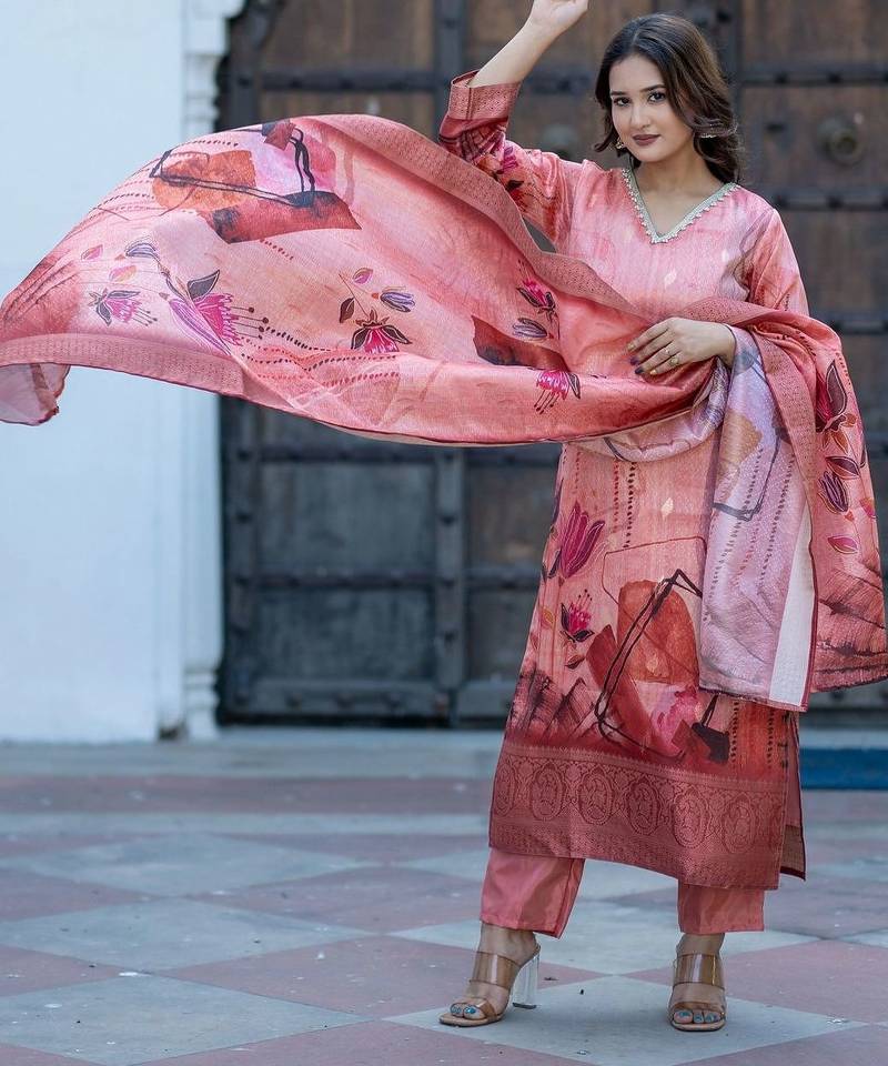 Women Floral Printed Regular Beads and Stones Chanderi Silk Kurta with Trousers & With Dupatta
