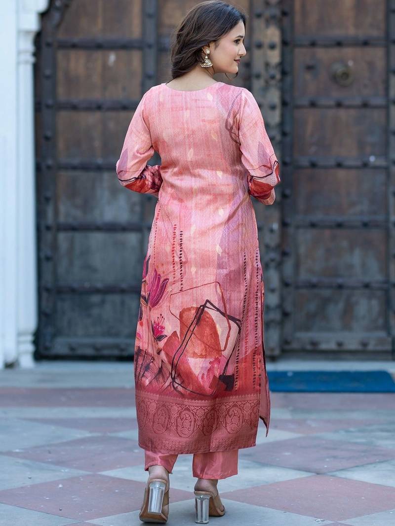 Women Floral Printed Regular Beads and Stones Chanderi Silk Kurta with Trousers & With Dupatta