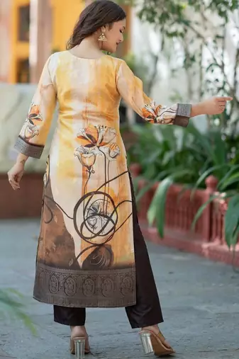 Women Floral Printed Regular Chanderi Silk Kurta with Trousers & With Dupatta