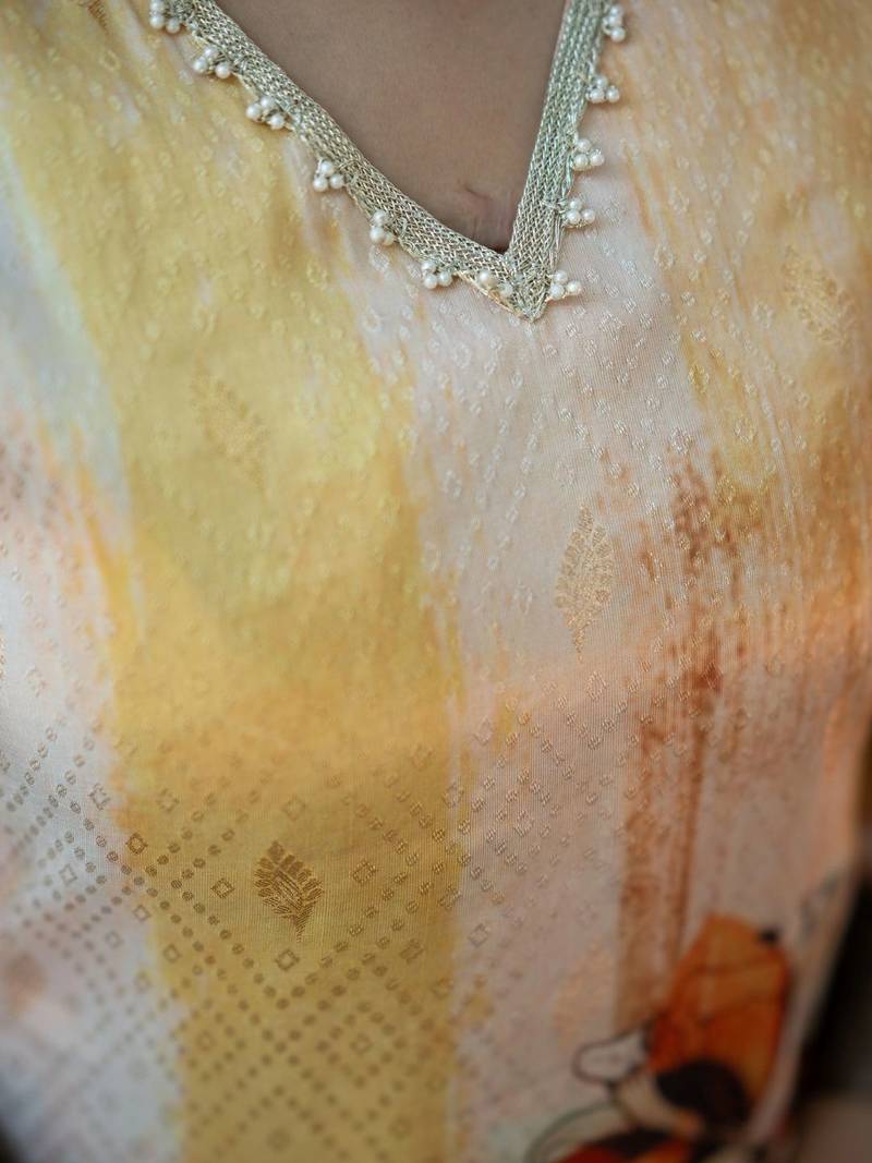 Women Floral Printed Regular Chanderi Silk Kurta with Trousers & With Dupatta